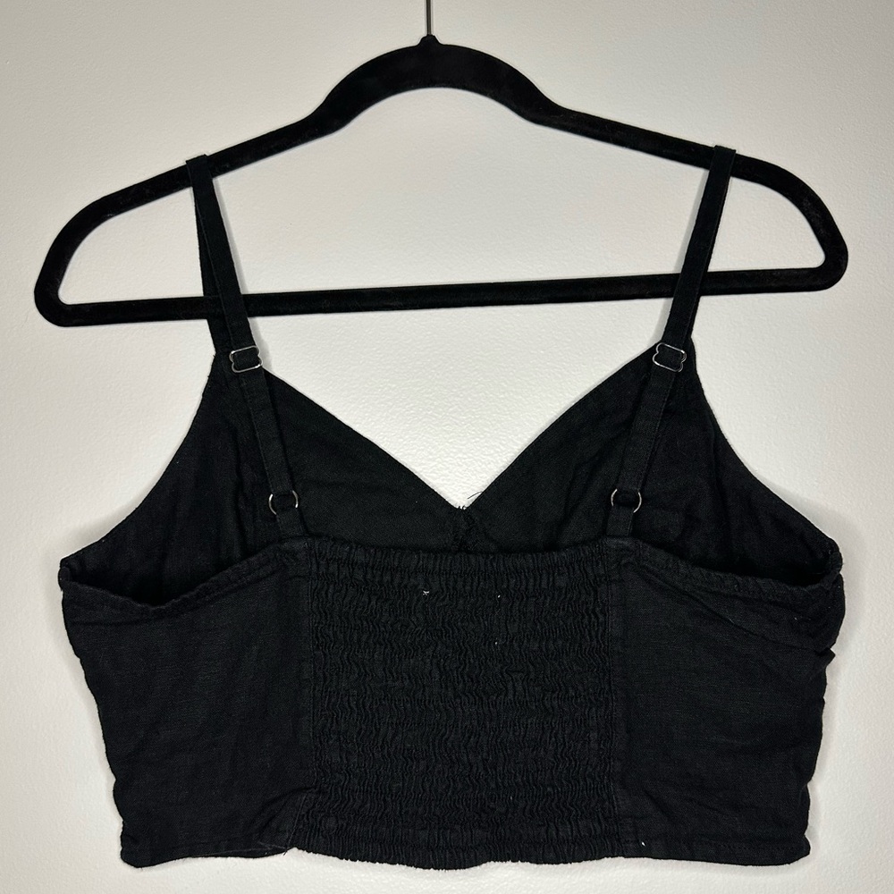 Universal Thread Black Smocked Crop Tank – Size M - Picture 6 of 7